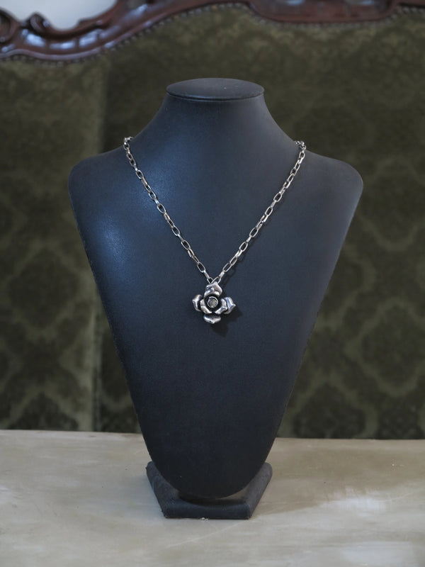 Precious Silver Chain Necklace
