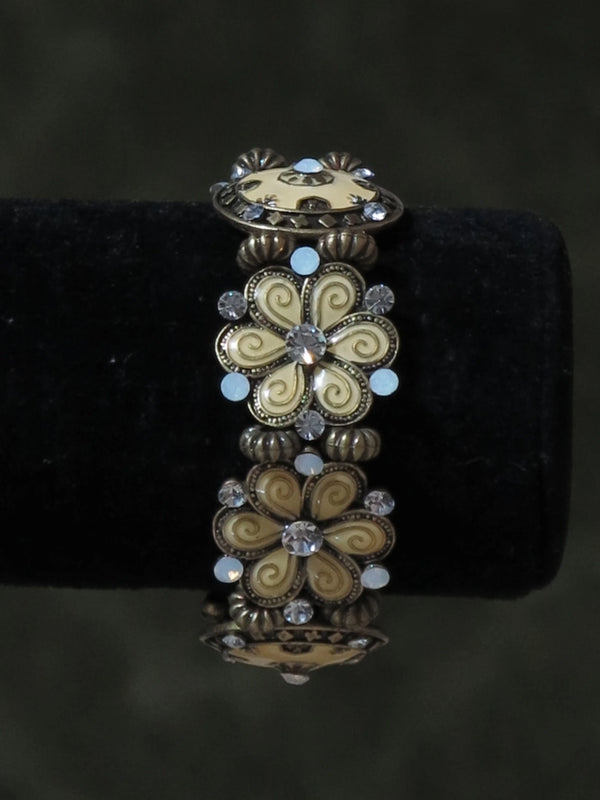 Nila Flower Bracelet