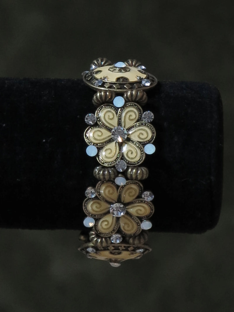 Nila Flower Bracelet