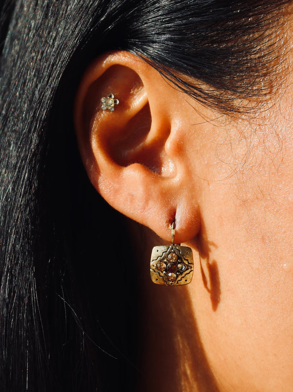 Golden Gia Vintage Earrings