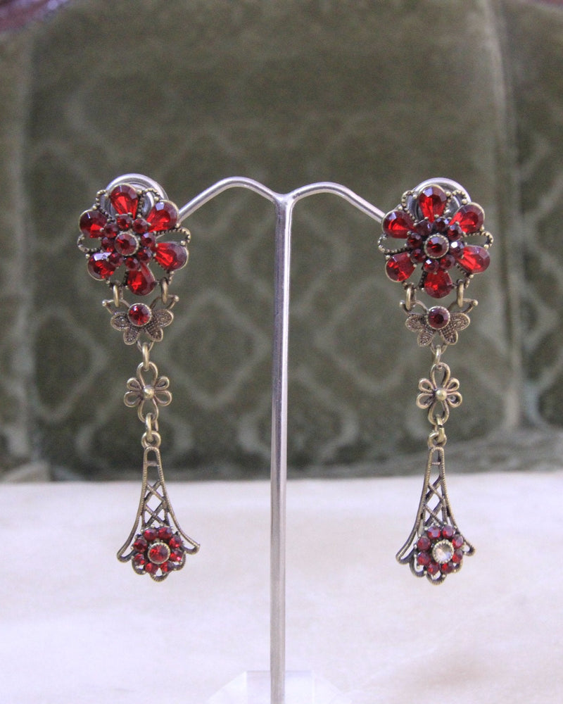 Valentine Drape Vintage Earrings