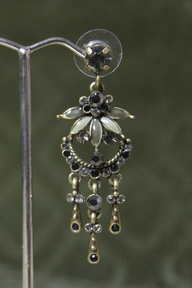 Ali Sage Earrings